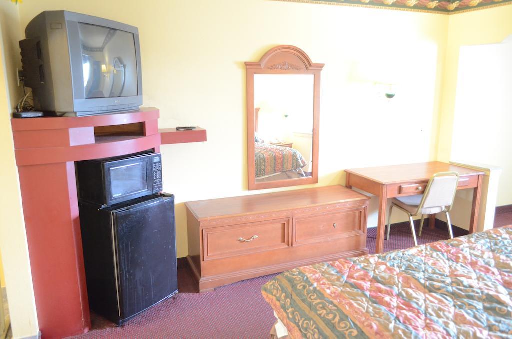 America'S Best Value Inn & Suites - Rosenberg/Houston Chambre photo